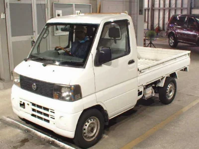 NISSAN CLIPPER