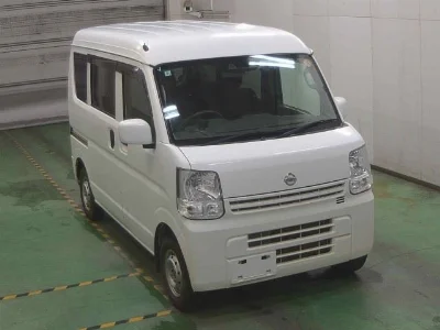 NISSAN CLIPPER VAN