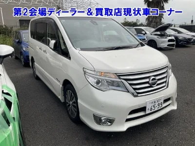 NISSAN SERENA