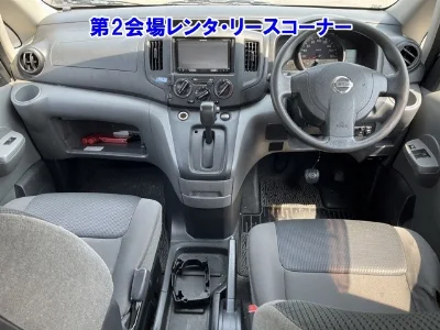 NISSAN NV200