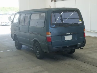 TOYOTA HIACE