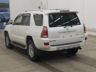 TOYOTA HILUX SURF