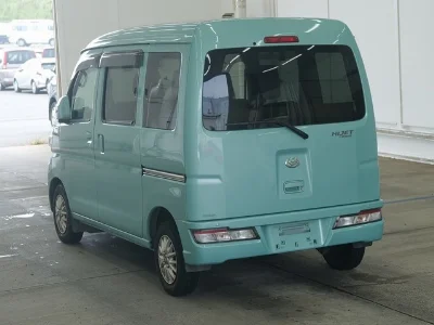 DAIHATSU HIJET VAN