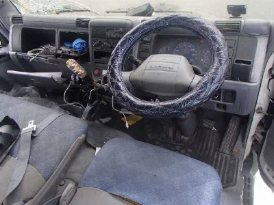 MITSUBISHI CANTER