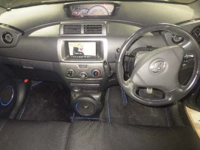 TOYOTA BB