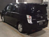 Цена авто Honda Stepwgn с аукционов Японии, номер кузова RK5, пробег 104 000, оценка 2