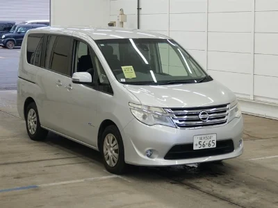 NISSAN SERENA