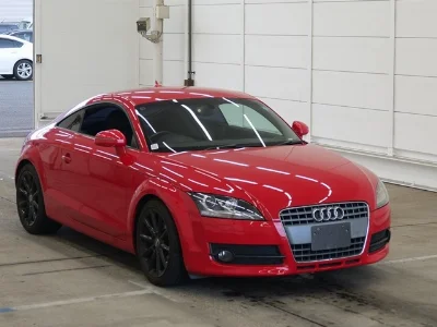 AUDI TT
