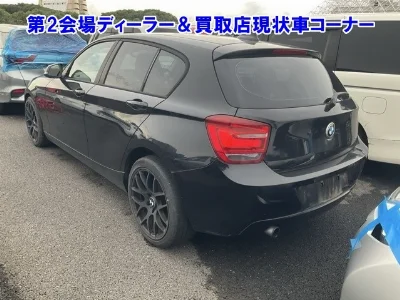 BMW 1 SERIES