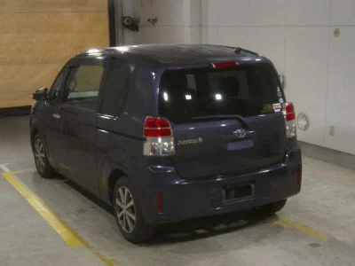TOYOTA SPADE