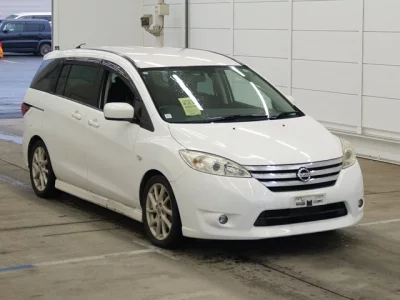 NISSAN LAFESTA