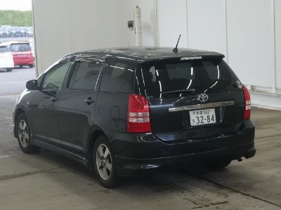 TOYOTA WISH