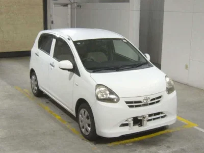 TOYOTA PIXIS EPOCH