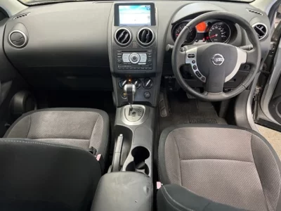 NISSAN DUALIS