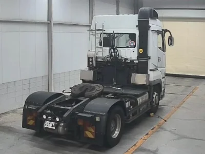 MITSUBISHI FUSO