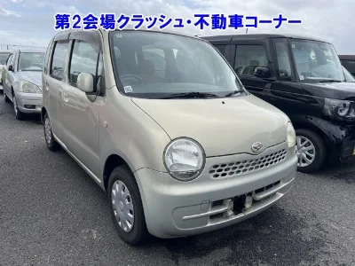 DAIHATSU MOVE LATTE