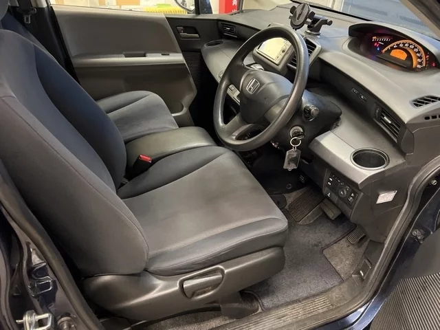Honda Freed X, миниатюра 4