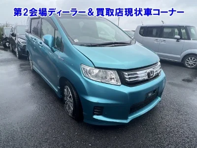 HONDA FREED SPIKE