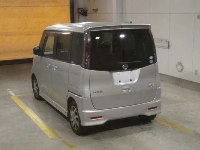 NISSAN ROOX