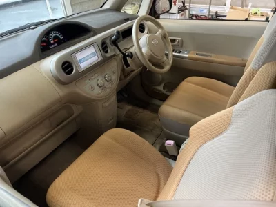 TOYOTA PORTE