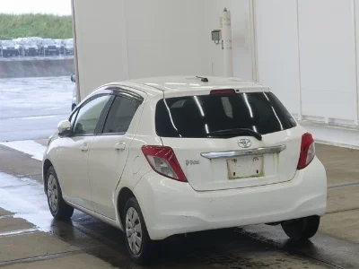 TOYOTA VITZ