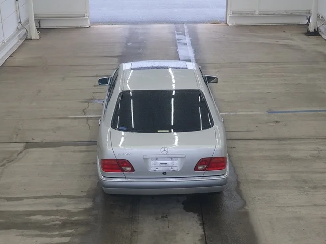 Mercedes-Benz E-Class 1999