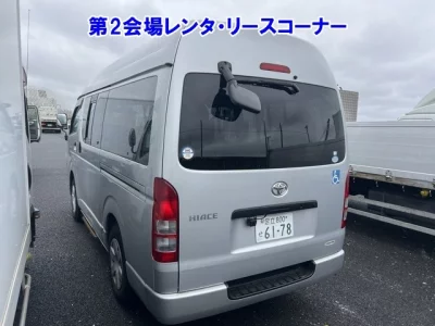TOYOTA HIACE VAN