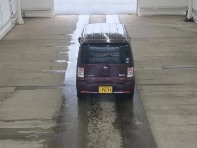 DAIHATSU MOVE CONTE