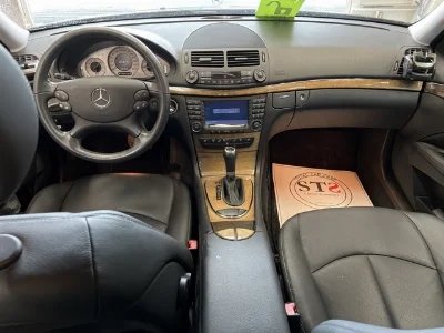 MERCEDES BENZ E CLASS