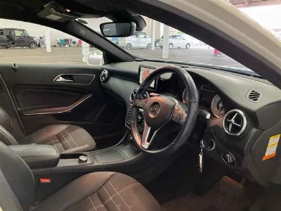 MERCEDES BENZ A CLASS