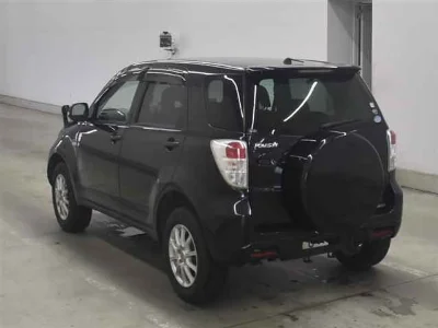 TOYOTA RUSH