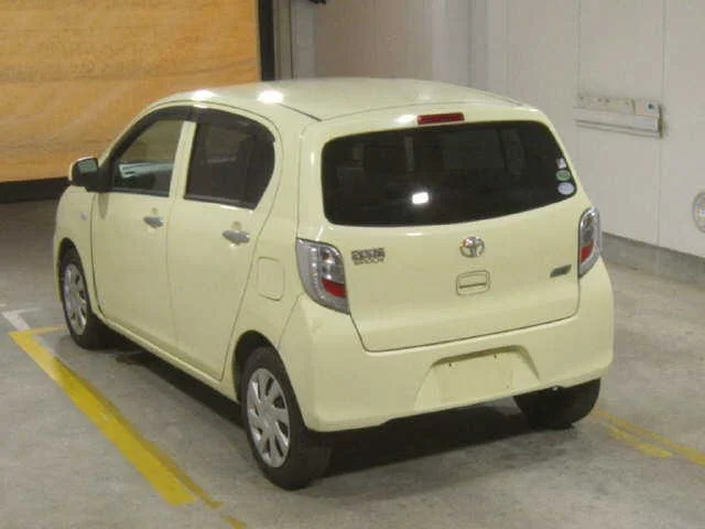 Toyota Pixis Epoch X, миниатюра 2