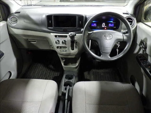 Toyota Pixis Epoch X, миниатюра 3