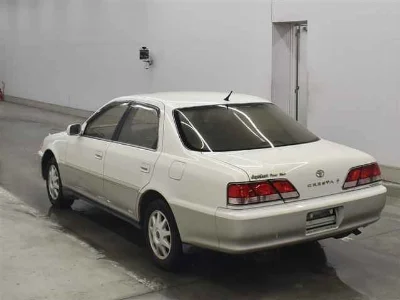 TOYOTA CRESTA