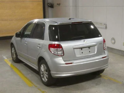 SUZUKI SX-4