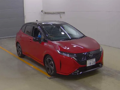 NISSAN AURA