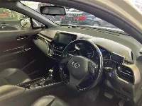 Цена авто Toyota C-HR с аукционов Японии, номер кузова ZYX10, пробег 176 000, оценка 6