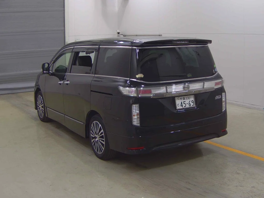 Nissan ELGRAND 350 Highway Star, миниатюра 2