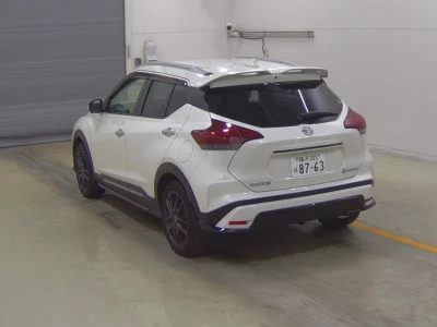 NISSAN KICKS