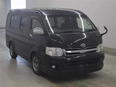 TOYOTA HIACE