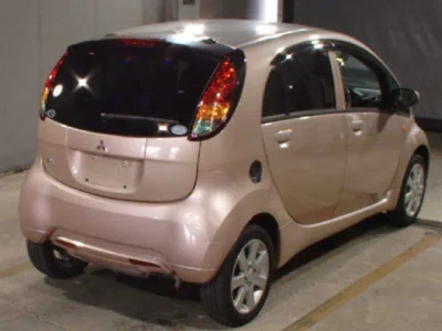 MITSUBISHI I
