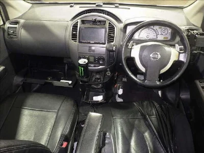 NISSAN LAFESTA