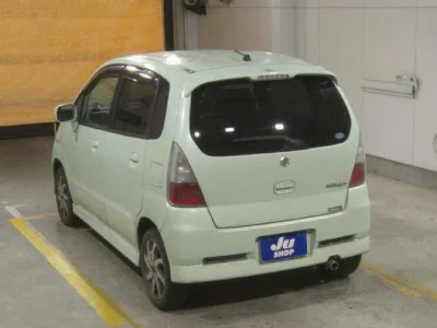 SUZUKI MRWAGON