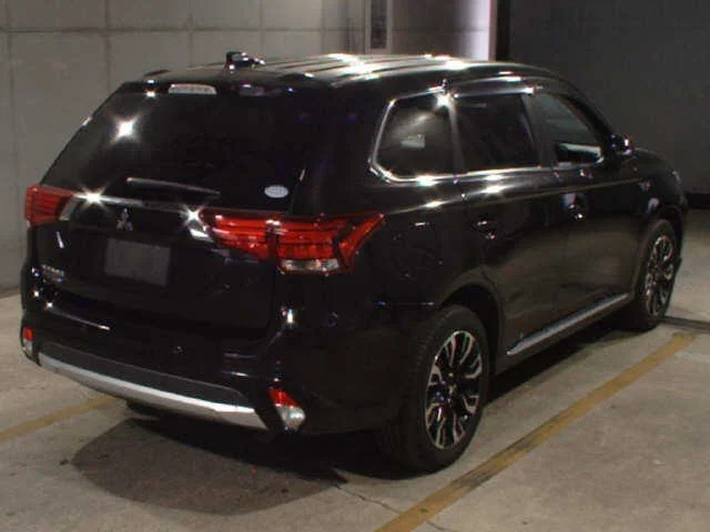 Mitsubishi Outlander PHEV G Safety Package, миниатюра 5