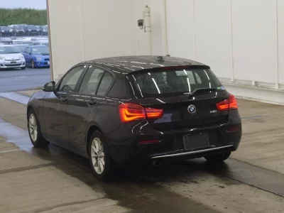 BMW 1 SERIES