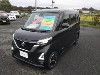NISSAN ROOX