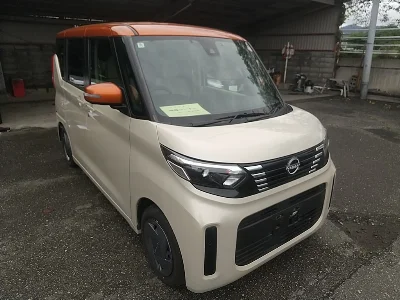 NISSAN ROOX