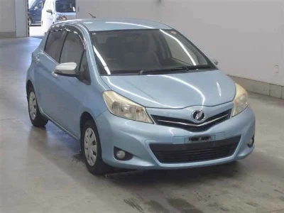TOYOTA VITZ