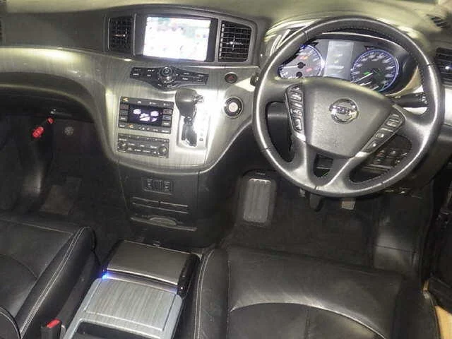 Nissan ELGRAND RIDER BLACK LINE BLACK LEATHER SEAT, миниатюра 3