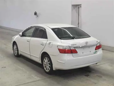 TOYOTA PREMIO
